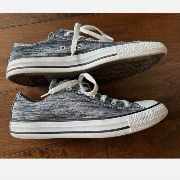 Converse Gray/Black Variegated Low-Top Sneakers. Size 9. - Picture 2 of 8